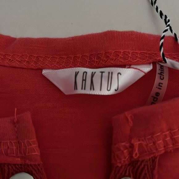 Women’s Coral color LS snap front top-NWT - Picture 6 of 8